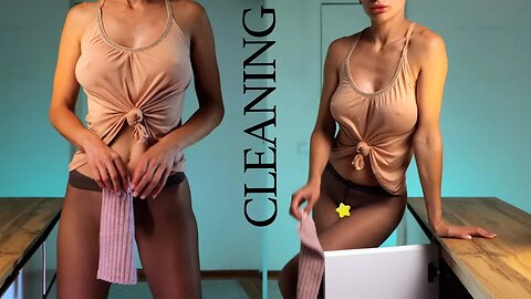 ❤️ Transparent wardrobe cleaning with model Tina in a nylon tights 