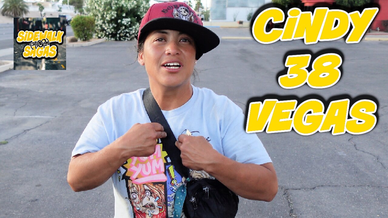 Cindy 38, homeless caring for 8 cats while sleeping in her car in Las Vegas