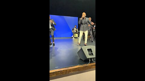 Pastor, Tim Rogers and the fellows – lay your hands on me - quartet music