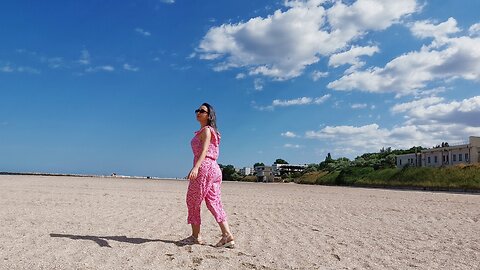 🌊A Mindful Walk on the Beach in June