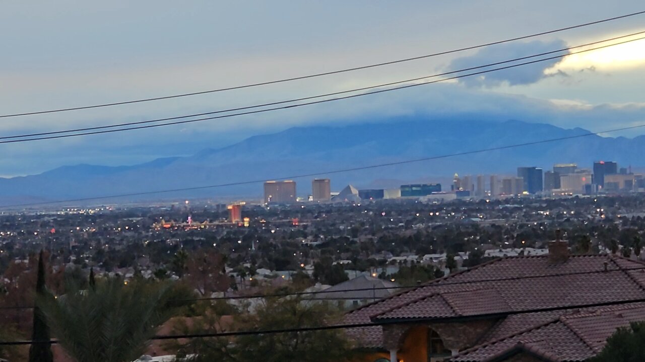 Did you SEE tonight's 🔥 SOUPY Las Vegas sunset? Check THIS out! 01.04.2026 #follow #lasvegas