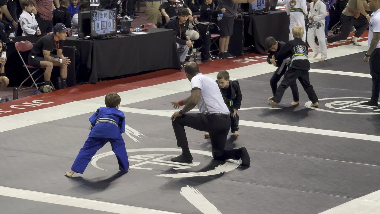 James 7 years old gold medal match Jujitsu World League Austin