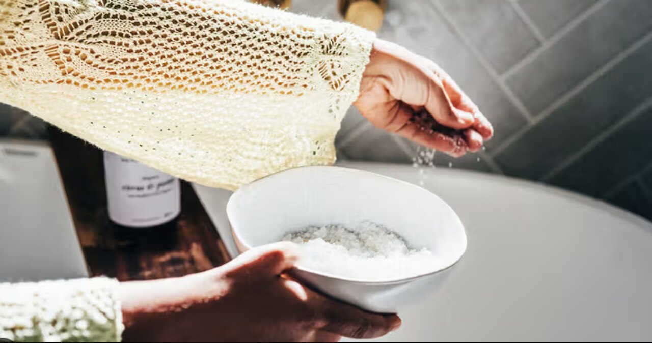USE EPSOM SALT AND FIX THESE 10 HEALTH PROBLEMS