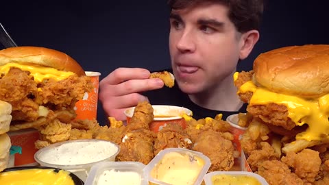 MUKBANG POPEYES FRIED CHICKEN & CRISPY CHICKEN BURGERS CHICKEN NUGGETS & FRIES WITH CHEESE_part2