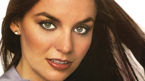 Crystal Gayle - Talking In Your Sleep