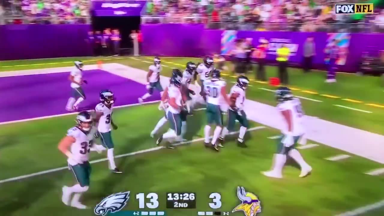 Eagles LB #58 Jaylx Hunt TD 🏈pick six