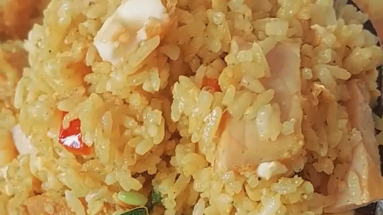 Think You’ve Had the Best Egg Fried Rice? Think Again! 🍳🐤🥚🍚 16 AMAZING Egg Fried Rice Recipes!