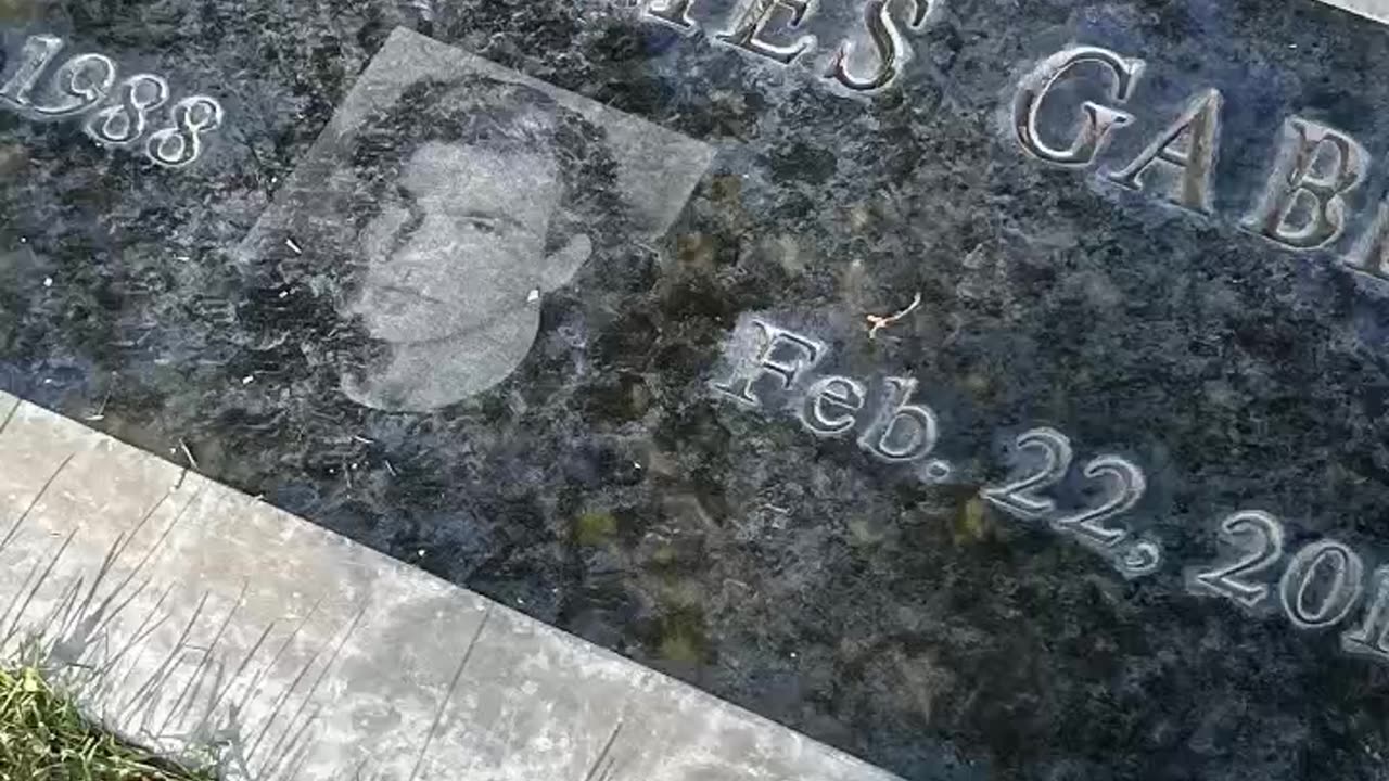 FAMOUS GRAVES - VOL. 526: CLARK GABLE III