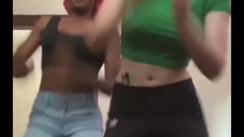 TikTok bop Challenge 🍎