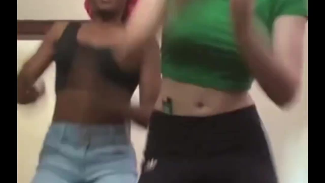 TikTok bop Challenge 🍎