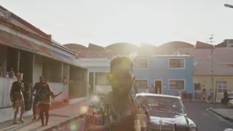 Tinie tempah- Girls Like feat Zara Larsson