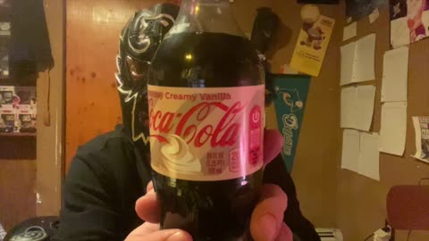 Coca Cola Holiday Special Creamy Vanilla Taste Test Review