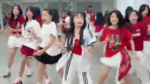 Incredible: Which Team win? | Follow Me | Tiktok Viral Dance Trend MENTE MÁ TOMA