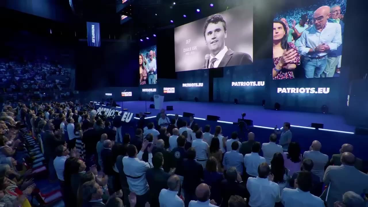 EuropaViva25 de VOX rinde un gran homenaje al patriota Charlie Kirk