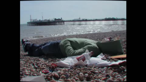 Ed Sheeran - Photograph (Official Music Video)