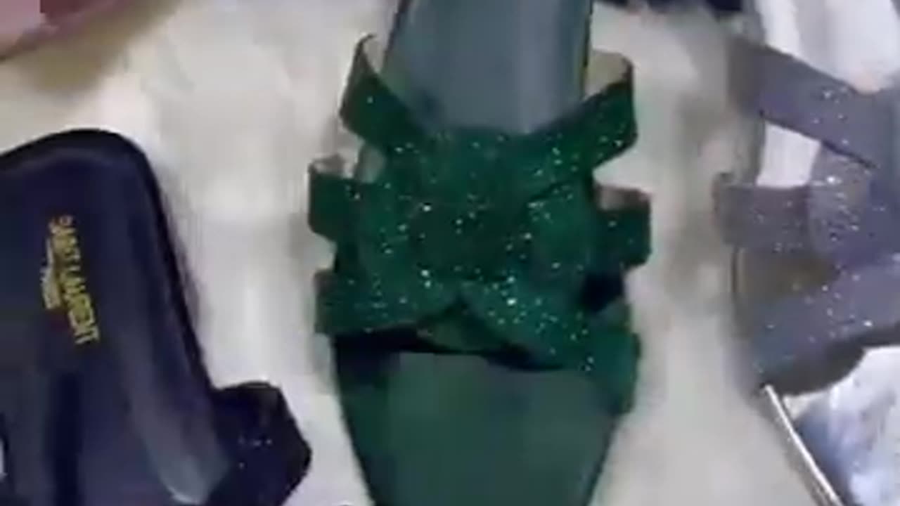Ladies Sandal Slipper & Comfort Footwear | Ladies Shoes Wholesalaer | Ladies Shoes Market