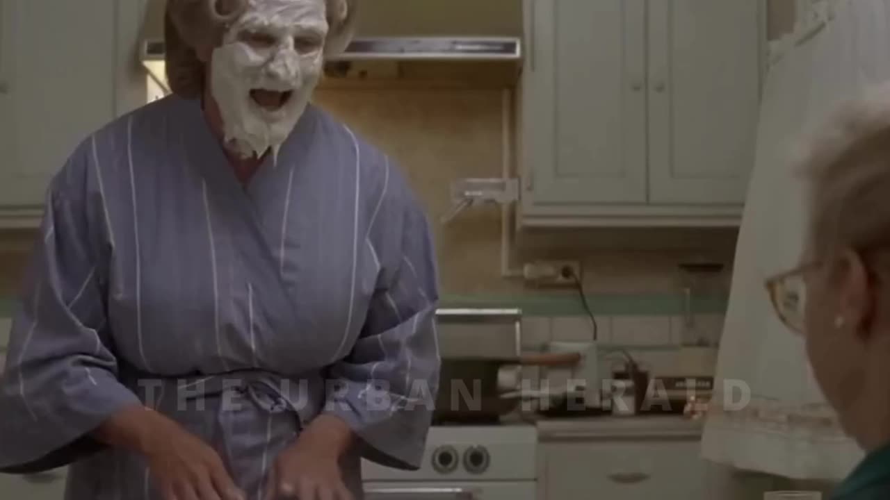 Robin Williams' iconic cake face scene from Mrs. Doubtfire