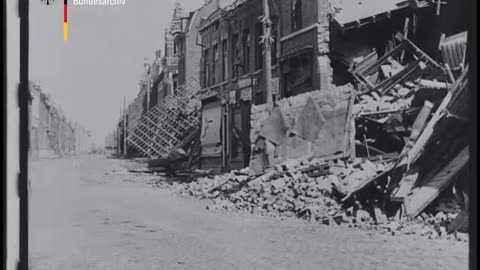 BARch_B_49871_1R_Die_Raeumung_einer_Stadt_im_bedrohten_Gebiete_(Wystchaetebogen)_1