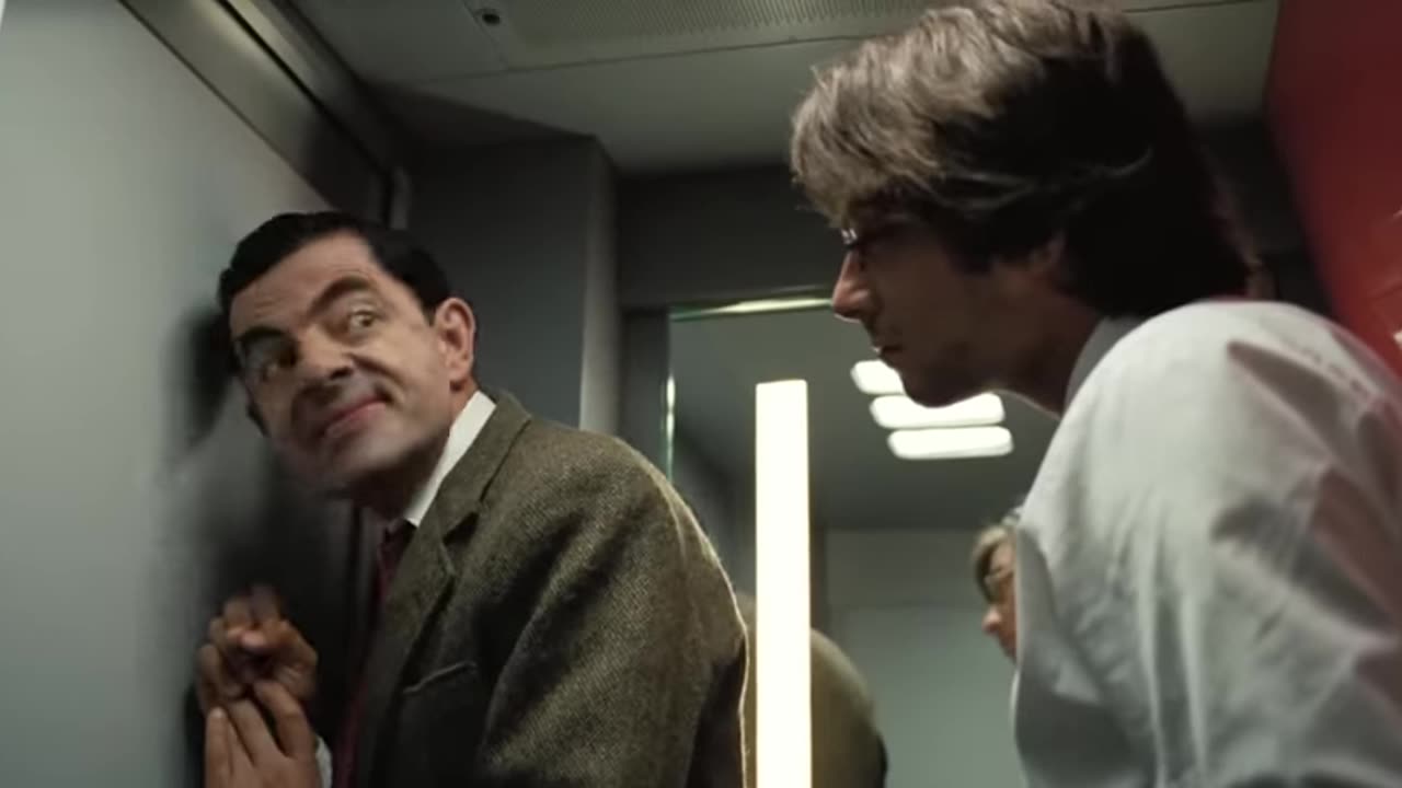 mr-beans-holiday-movie-clip--classic-wrong-number