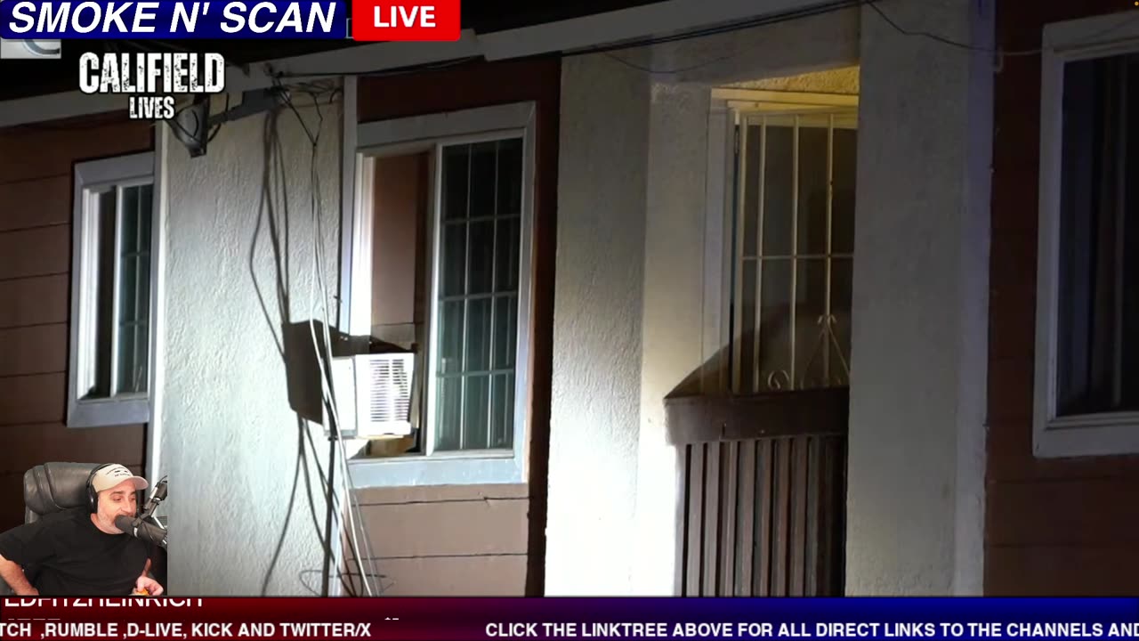 LIVE POLICE STANDOFF IN BAKERSFIELD! #STANDOFF #POLICECHASE #POLICEPURSUIT