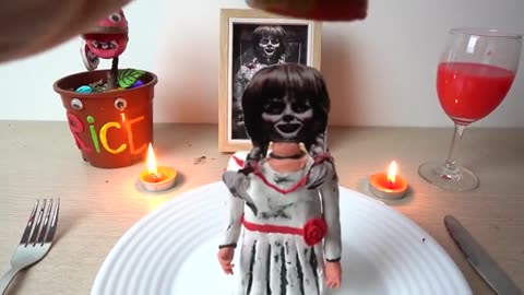Kluna Tik eating ANNABELLE For Luch_part1