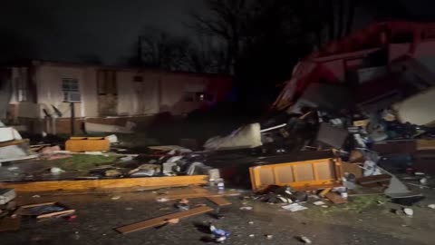 Video: Major damage at mobile home park in Calera, Alabama after tornado