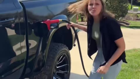 I can’t with her! 🤨🤣 #truck #gas #fyp #funny #viral