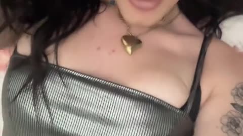 Good italian tgirl to us