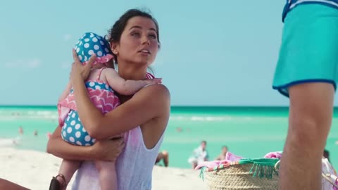 Ana de Armas - Beach Scene War Dogs