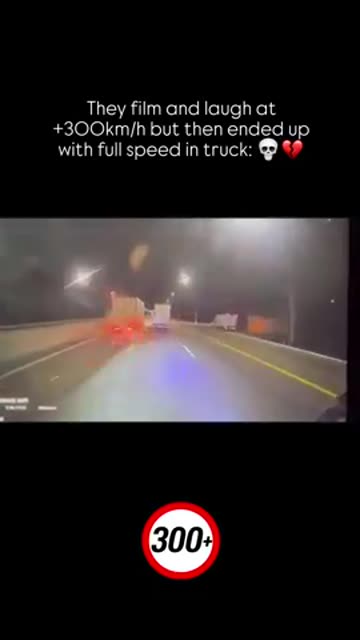 Retards crash into the back of a truck with 300 km⧸h