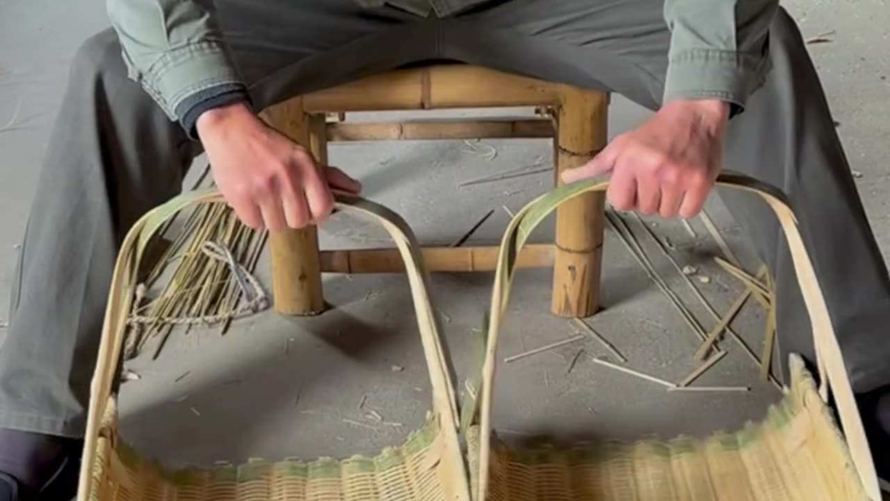 🌿 Bamboo Weaving: A Forgotten Art in Today's World