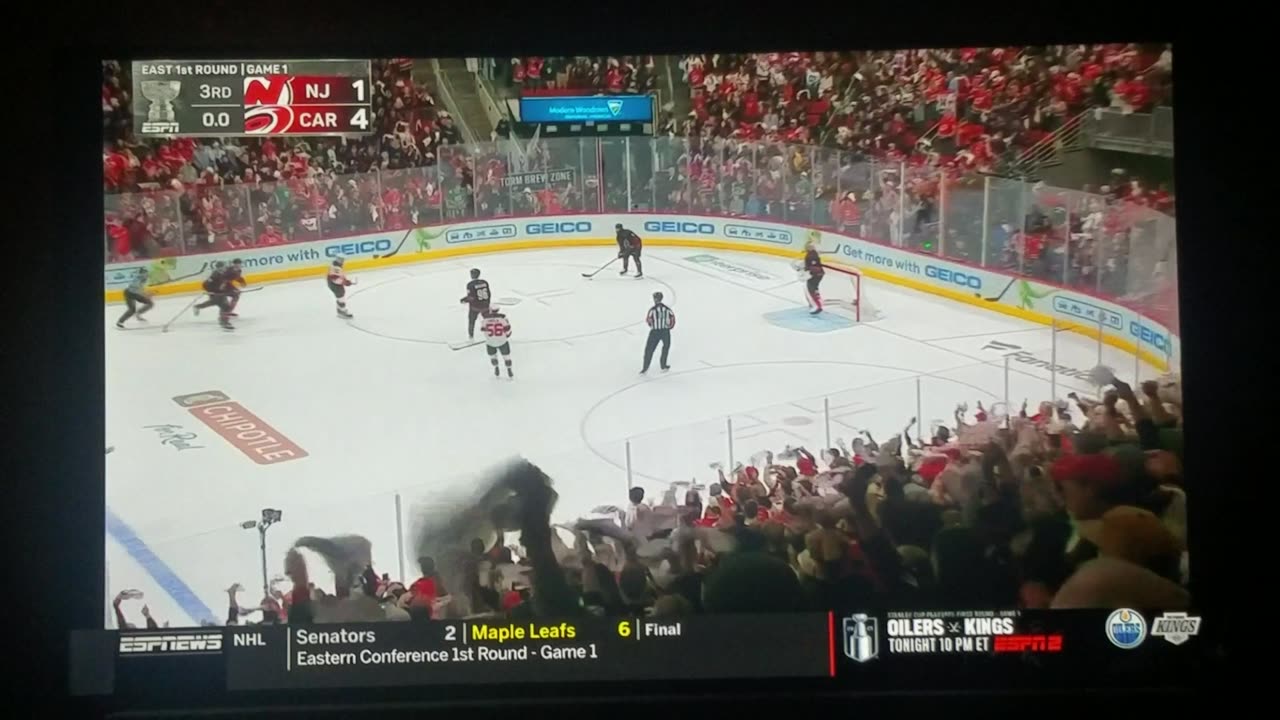 NJ vs CAR - Hurricanes Win 4-1
