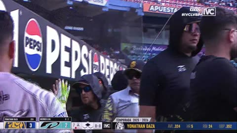 Yonathan Daza y un squeeze play perfecto