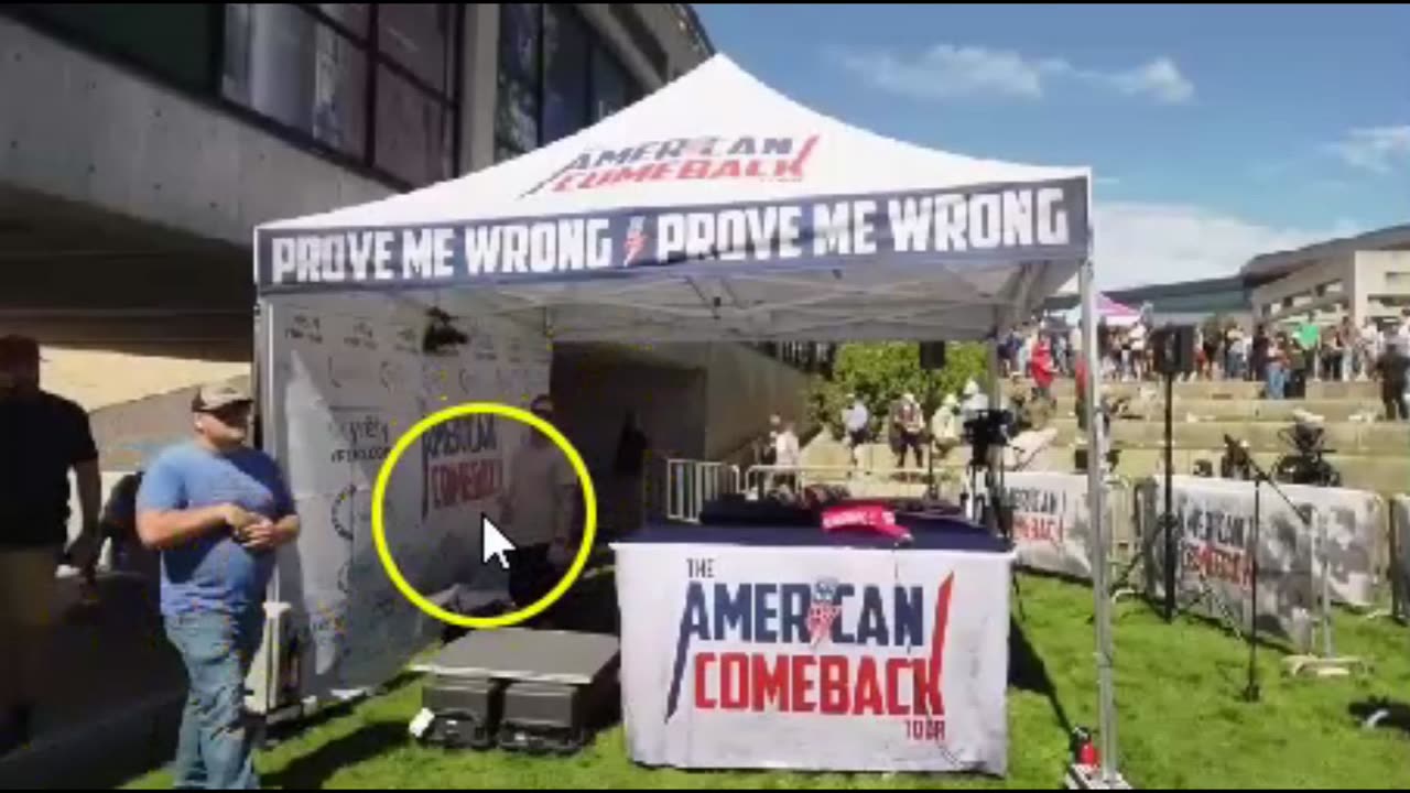 This is not a crime scene. Its a movieset