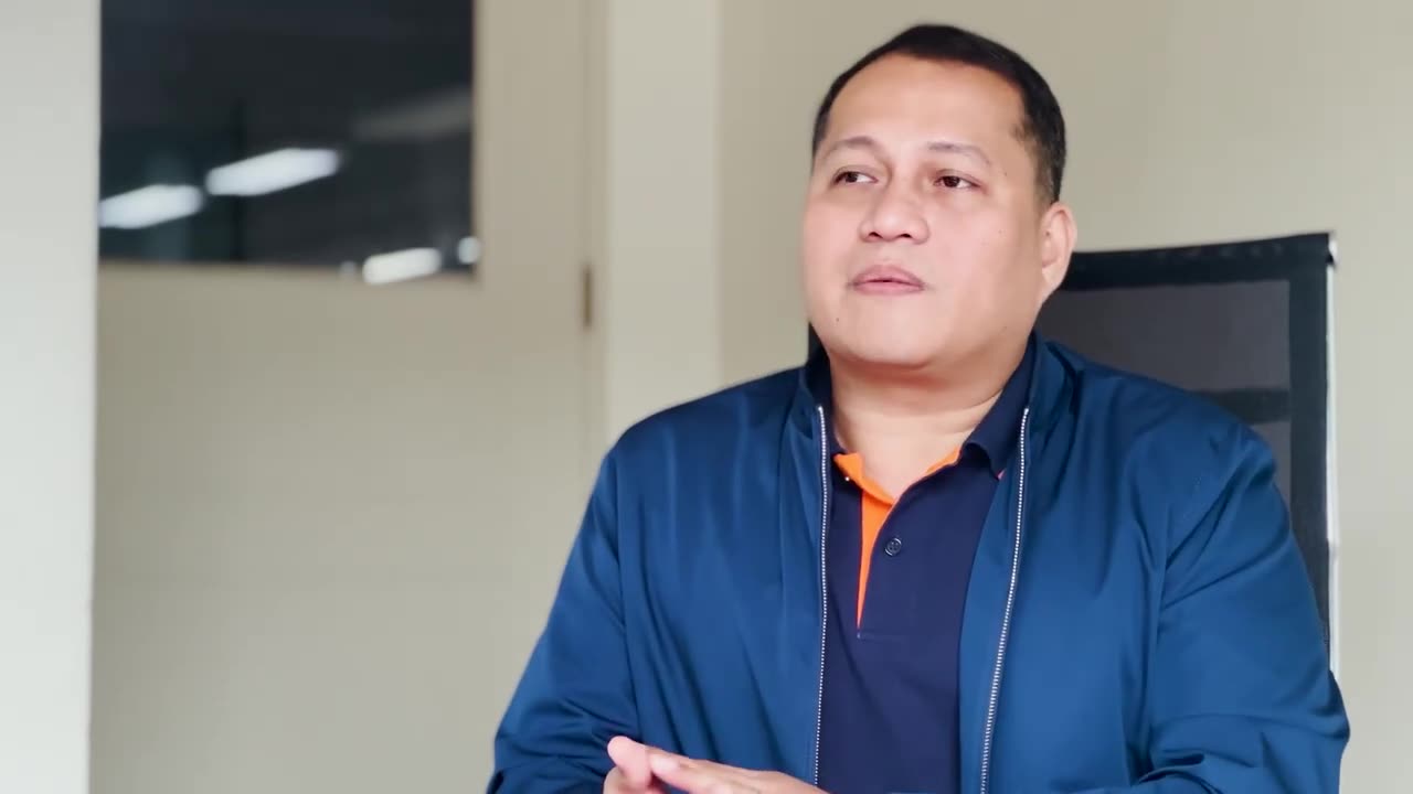 General Manager Tries to Answer: Leadership Perspectives and Team Dynamics