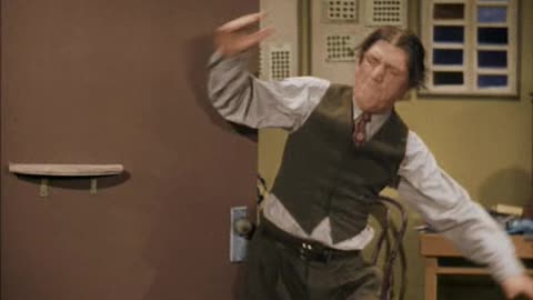 E102. Sing a Song od Six Pants - In Color - Shemp Howard Era - 1947