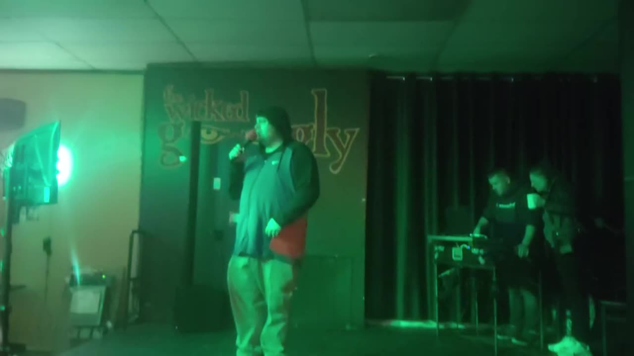 AUTISTIC MAN KILLS THE VAPORS- TURNING JAPANESE LIVE COVER