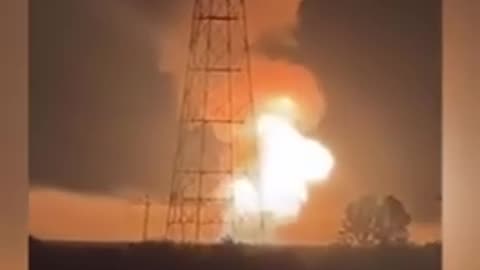 🎯🇺🇦 Ukraine Russia War | Romanian Footage of Strikes on Izmail Oil Terminal | RCF