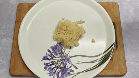 No oven, No yeast! Anyone has potato at home can do it!