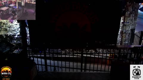 LIVE Music Everyday!