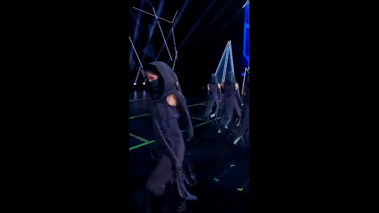 best kpop groups performances at mama award 2025