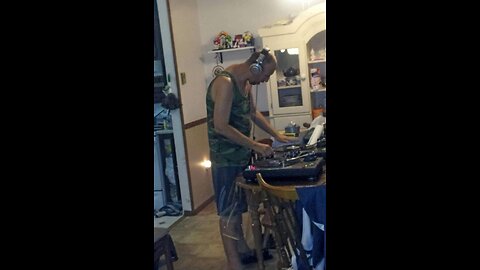 d.j. kid solo Rock with you remix 2015 (salute Michael Jackson )