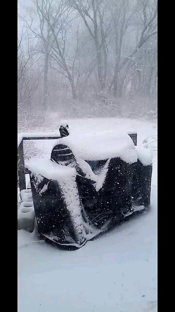 Winter Storm In Southern Illinois