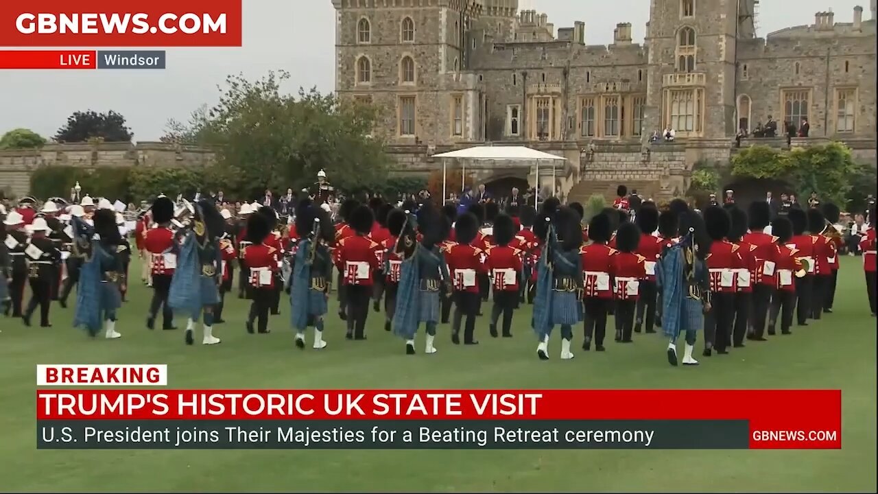 RAF Red Arrows fly over Windsor for PDJT's royal welcome