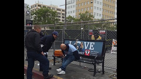 guy gets mace by officer