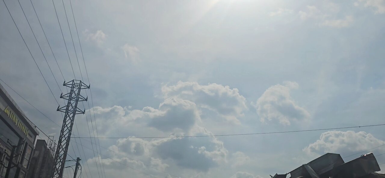 HAPPY LOVELY MONDAY ☺️