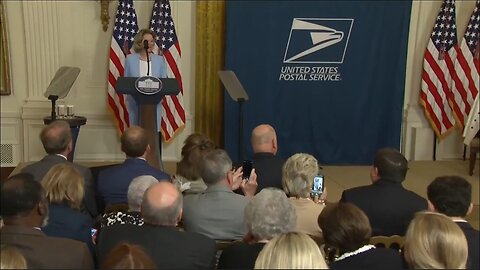 Melania trump unveils Barbara Bush stamp