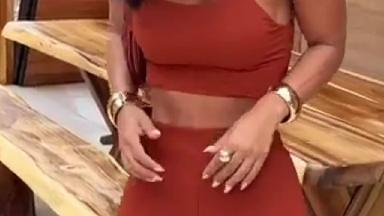 "Too Hot to Train Down Here 🔥"