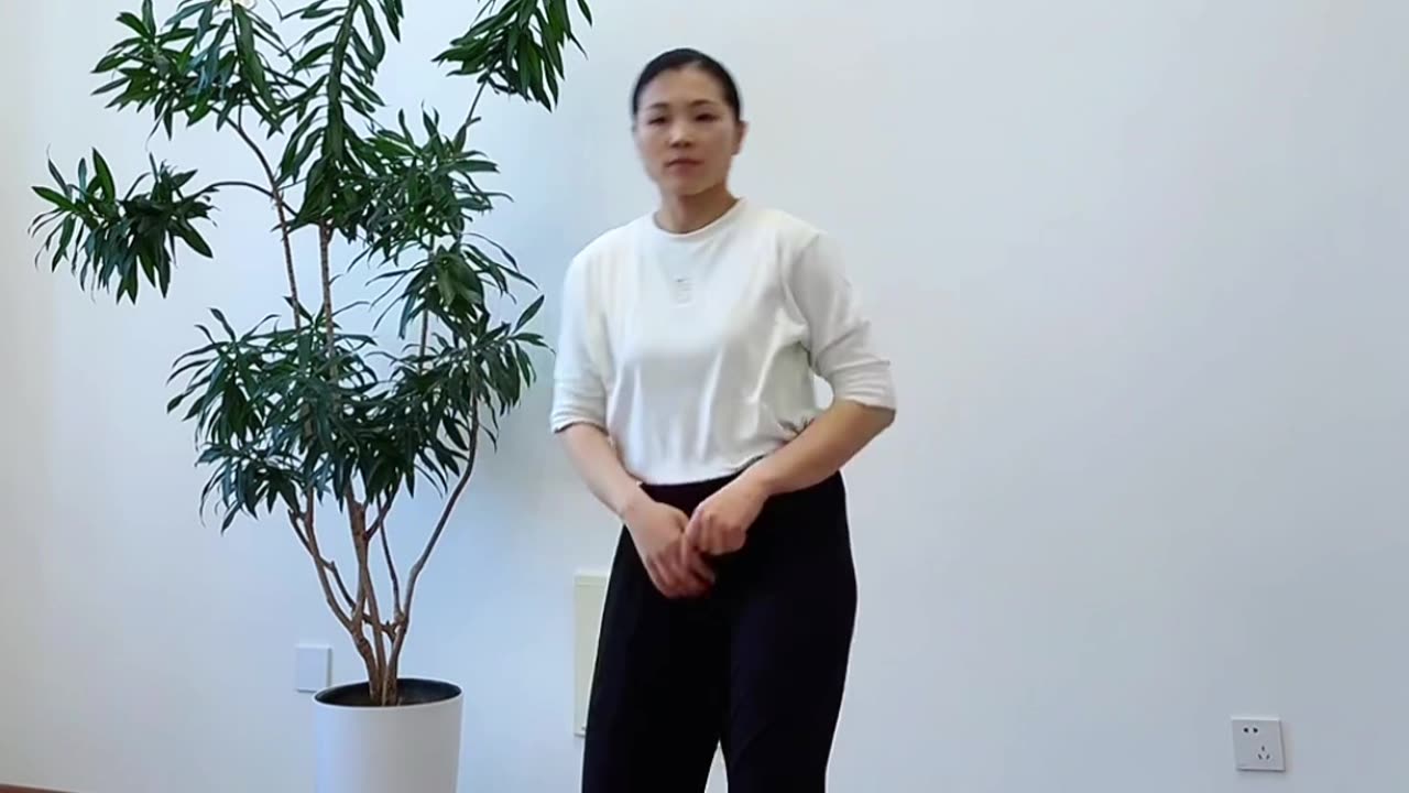 693.會踢腿走路穩