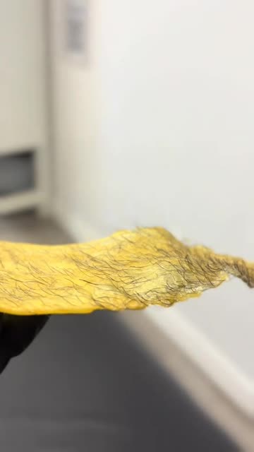 Sexy Smooth Golden Allure Hard Wax Demo | Wax Strip Results by @ednaruiznybe